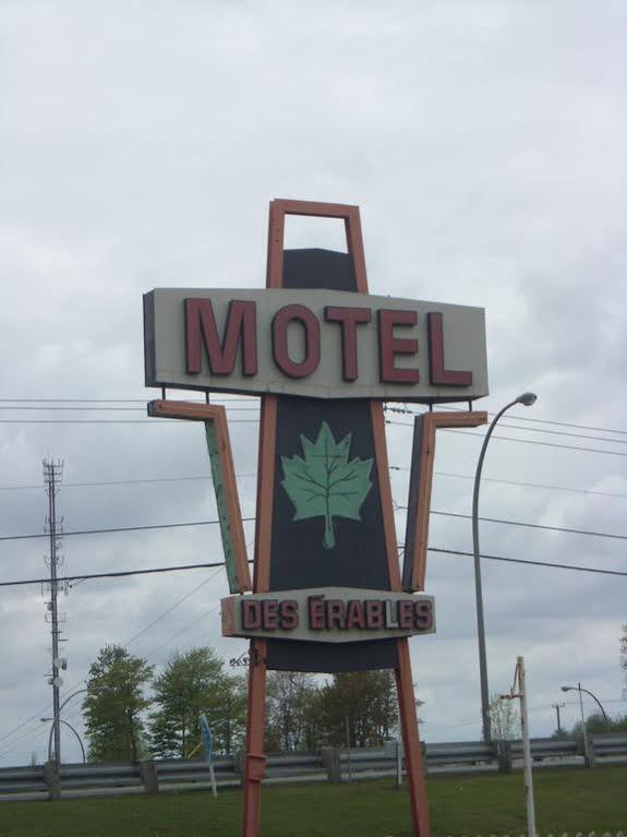 Motel Des Erables Coteau-du-Lac Exterior foto